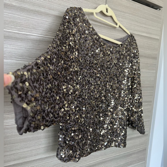 VINCE Cocktail Blouse | Gold + Gray | XS/S (NWOT) - Picture 3 of 14